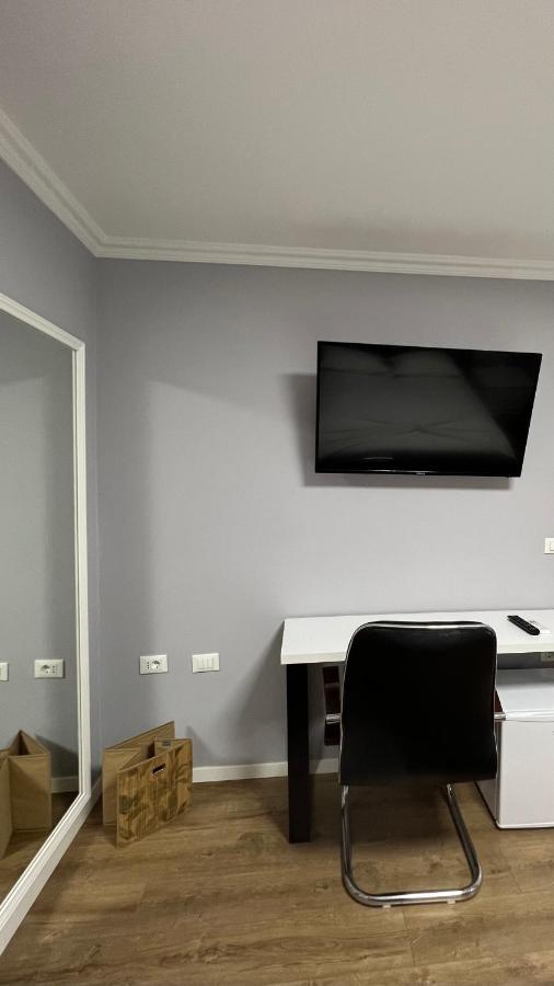 Vila 90 Boutique Hotel Τίρανα Εξωτερικό φωτογραφία