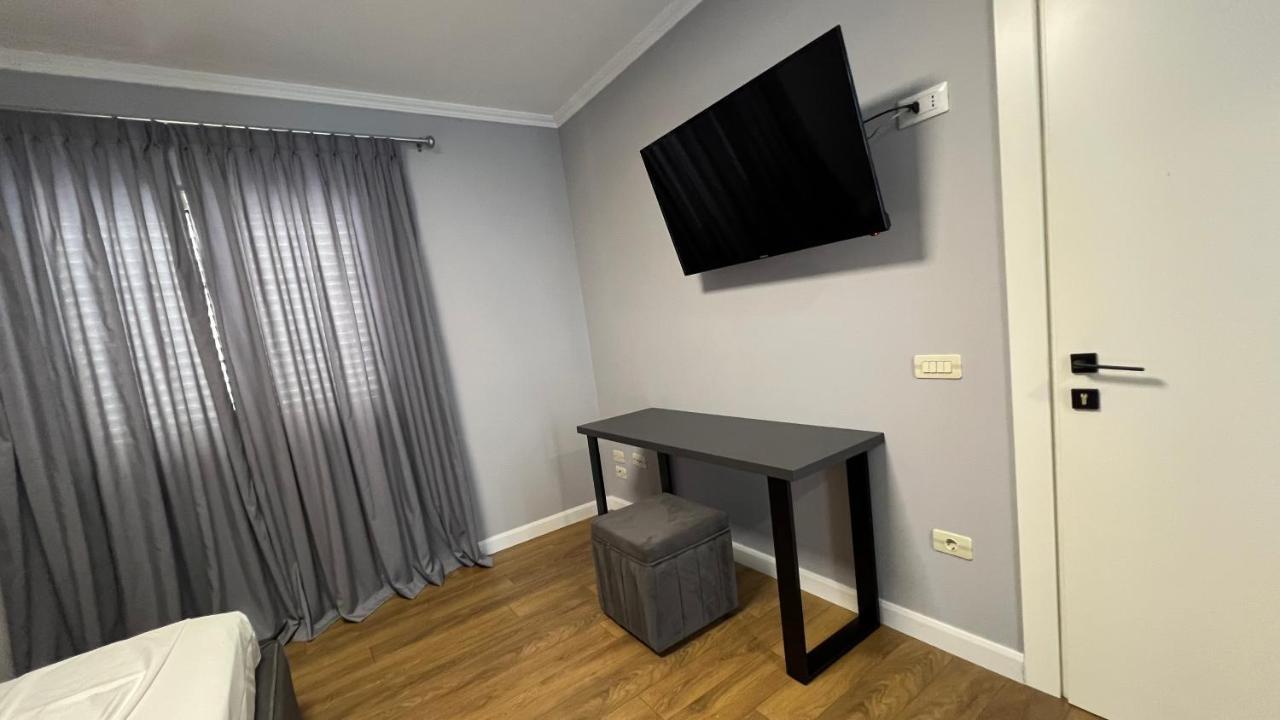 Vila 90 Boutique Hotel Τίρανα Εξωτερικό φωτογραφία